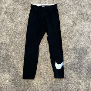 Women’s Nike crop leggings Sz XS
